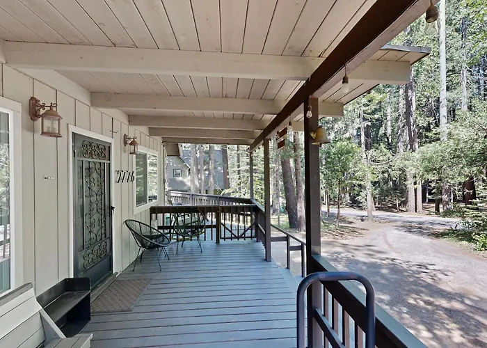 3 Mi To State Park: Quiet Escape W/ Deck In Arnold