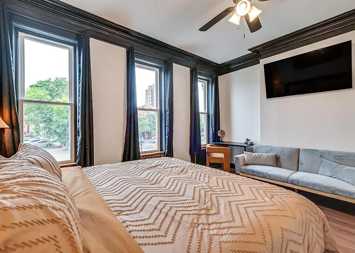 Walk To Dtwn Albany! Extended Escape W/ Deck