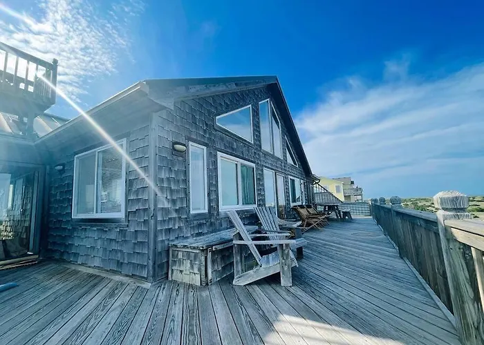 Dune Haus - Oceanfront W Hot Tub, Private Beach
