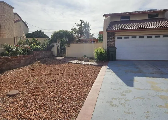 Cliff Views - Hot Tub - Sups - Boat Parking - Sleeps 16