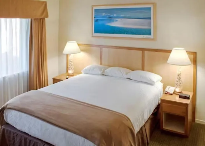 Diamond - San Luis Bay Inn - St