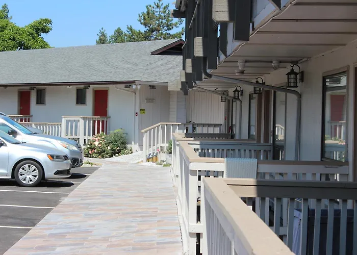 Cedarwood Inn Of Ashland