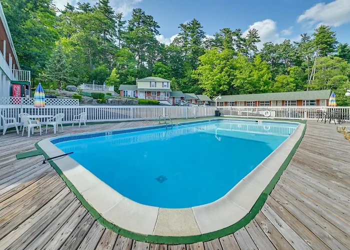 Pinebrook - Three Bedroom House