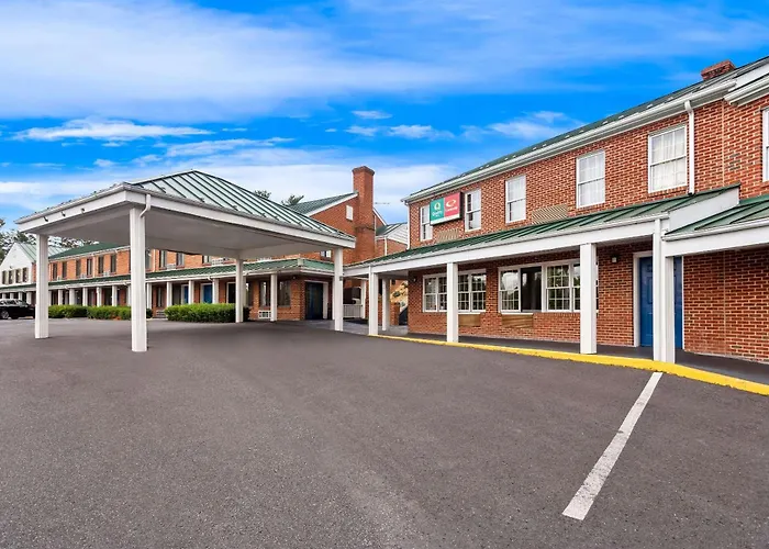 Econo Lodge Waynesboro - Skyline Drive