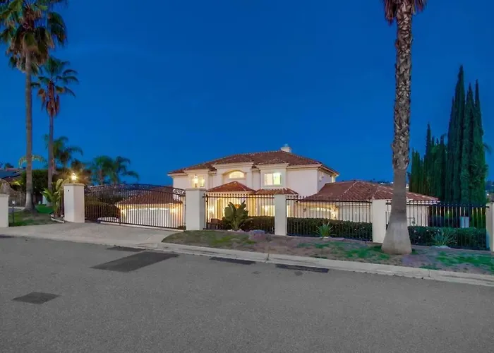 Villa Andalusia 6Br 5Ba Luxury Jacuzzi Views And Games