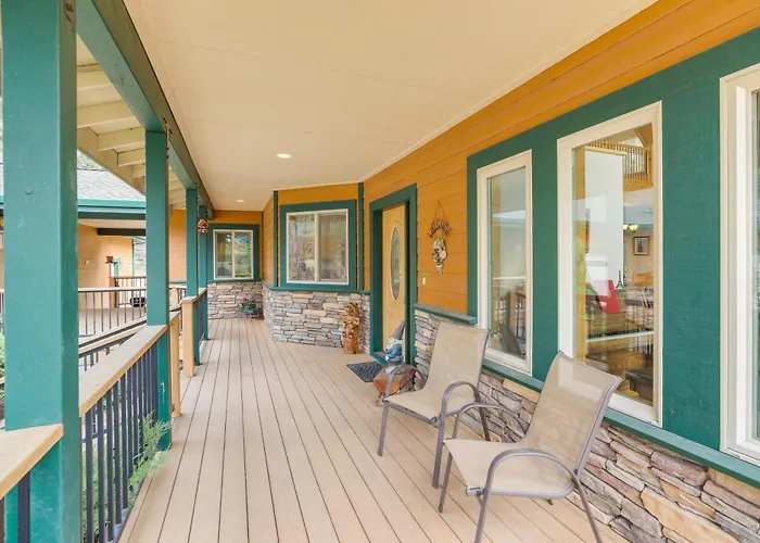 Cozy Chester Home W/ Patio & Lake Access!