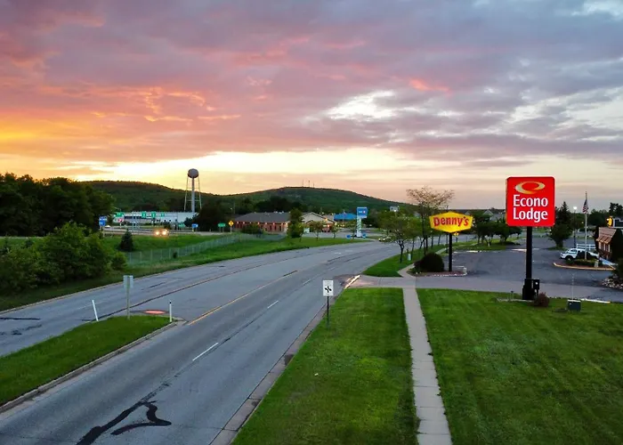Econo Lodge Wausau - Rothschild