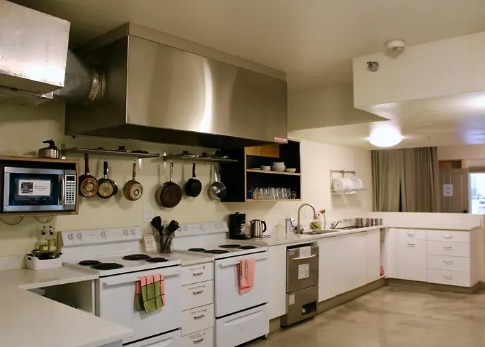 Northwest Portland Hostel