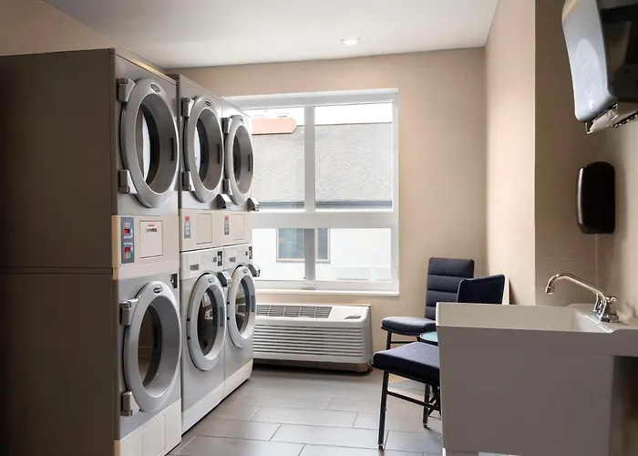 Hampton Inn & Suites-Worcester, Ma