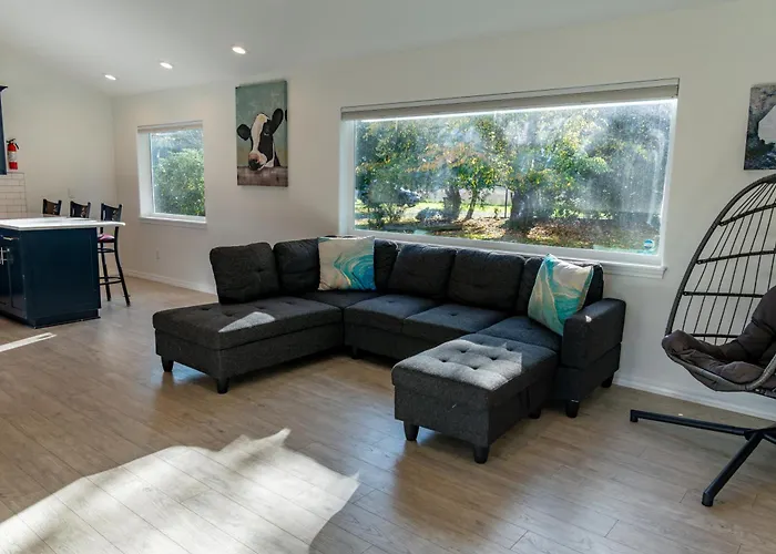 New Riverfront Luxury With Acreage And Great Views