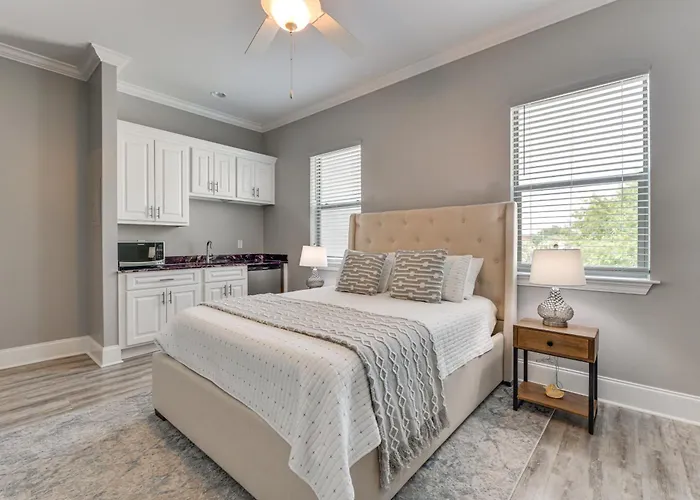 Downtown Bay St Louis Condo - Walk To Beach!