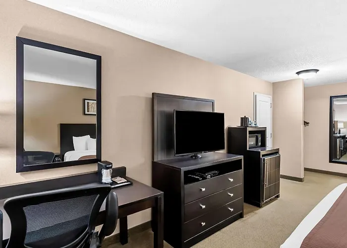 Heartland Inn & Suites, Surestay Collection By Best Western
