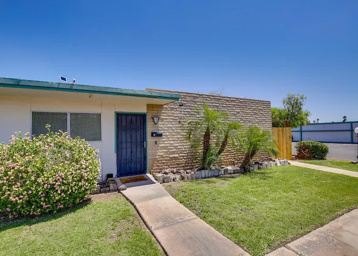 Centrally Located Yuma Retreat W/ Fenced Patio