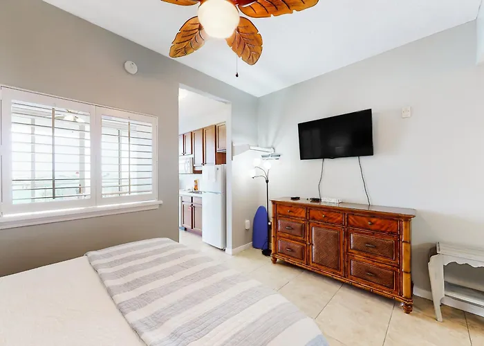 Destin West Gulfside Villa V402