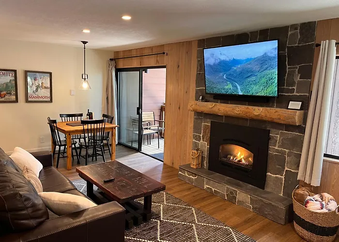 Msrc28 - Cozy Ski Condo - Walk To Canyon - Dog Friendly