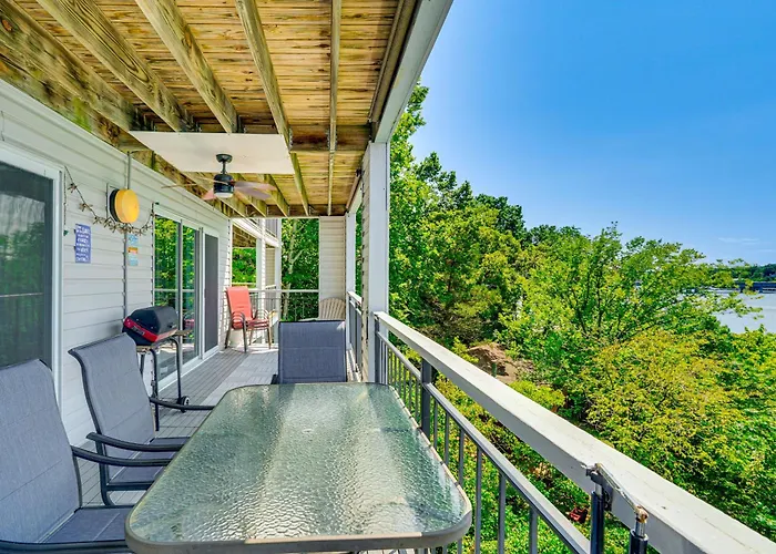 Waterfront Gem W/ Double-Wide Balcony & Sunsets