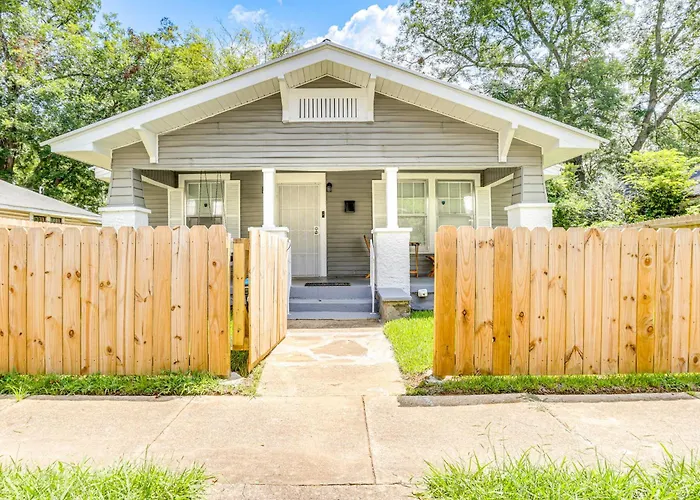 Newly Renovated Birmingham Home: 7 Mi To Dtwn!