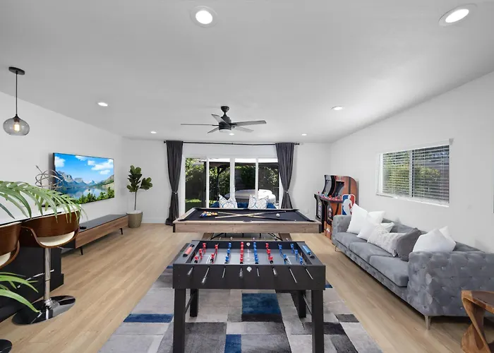 New Lux 5Br Villa Near Disney, Knotts, La, Oc With Hot Tub & Games