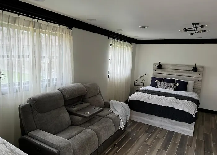 Cozy Cottage