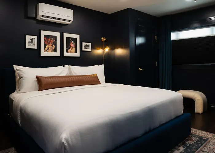 The Hotel Melrose