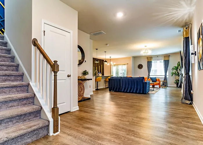 Limited-Time Offer , Raleigh Luxe Family Retreat, Sleeps 6! 15 Min To Downtown, Kids Gear, Fast Wifi For Wfh, Ping Pong! Ev & Pet Friendly