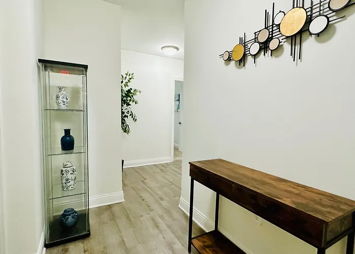 Two Bedroom Game Day Suite With 100 Projector Tv