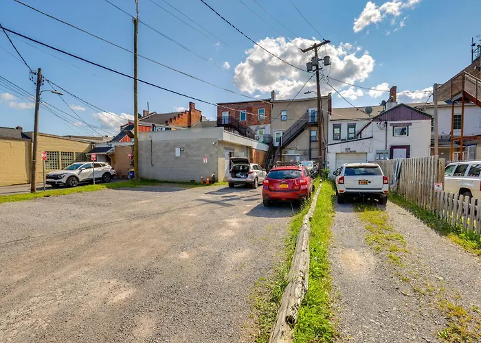Chic Apt In The Heart Of Downtown Canandaigua