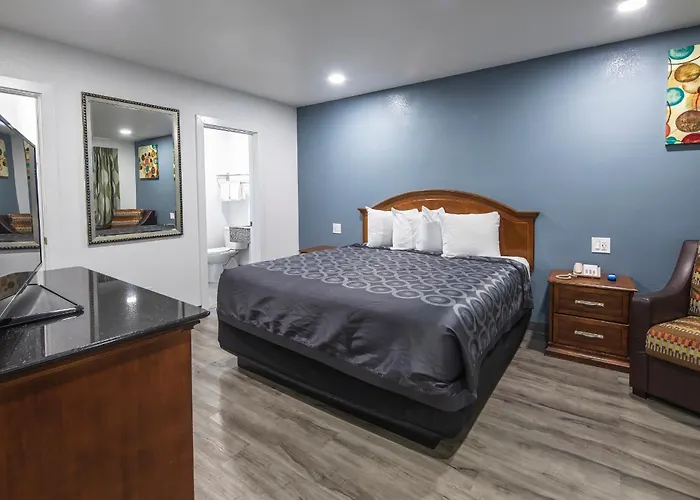 Hitching Post Studios Inn