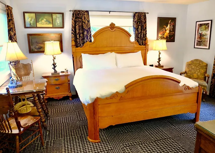 Yosemite Bug Rustic Mountain Resort