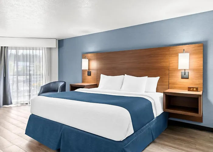 Hayward Inn