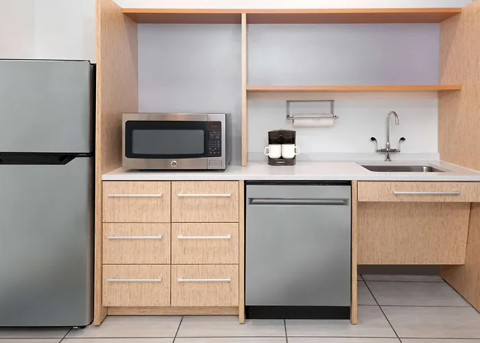 Home2 Suites By Hilton Buffalo Airport/ Galleria Mall