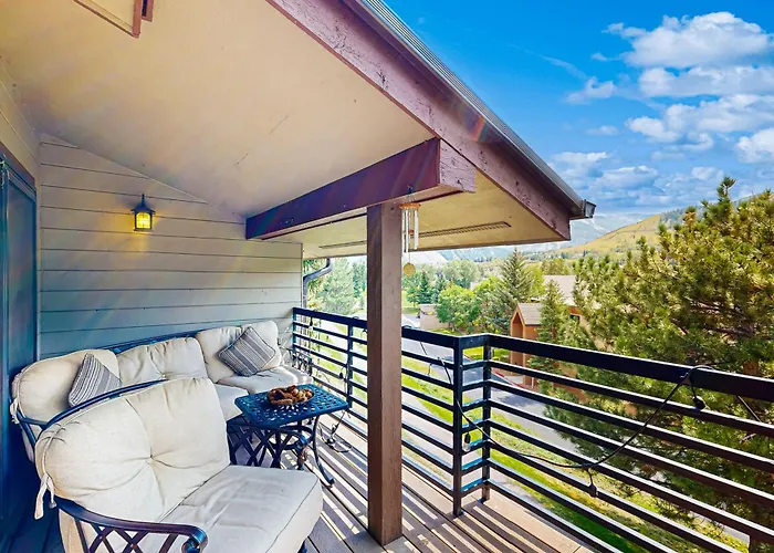 Lakeview Townhome Unit A5