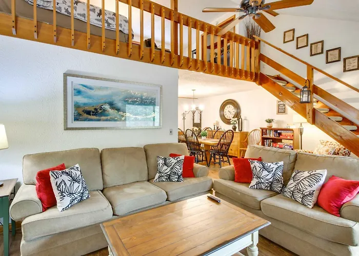 1 Mi To Downtown Conway: Spacious Family Condo!