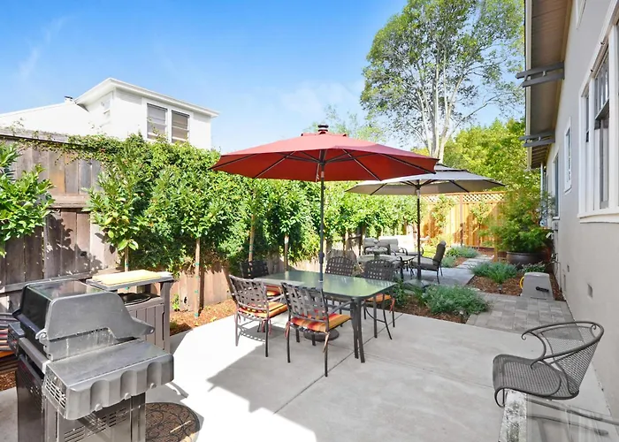Bungalow At Sonomas Historic Plaza! - Includes Wine Tasting Passport