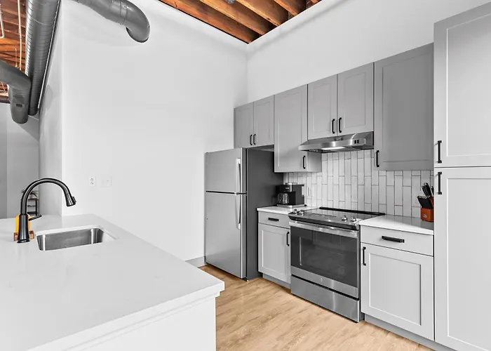 Brick & Bed Riverfront Lofts, G 201