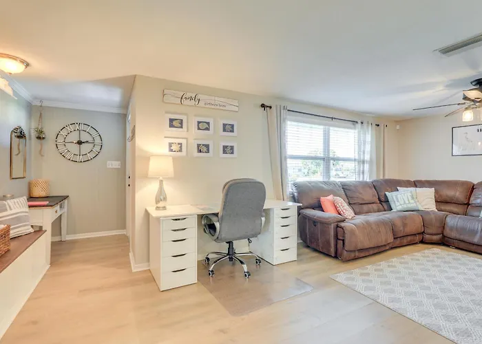 10 Mi To Anna Maria Island: Bradenton Family Home