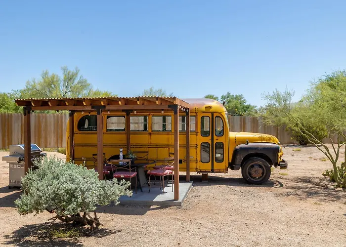Bus Stop Saloon *Heart Of Cave Creek*