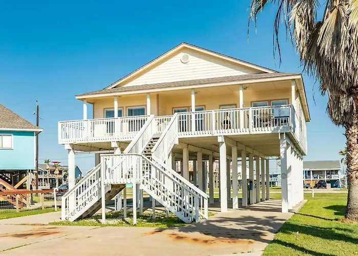 Banana Cabana - Gulf Views And Good Vibes