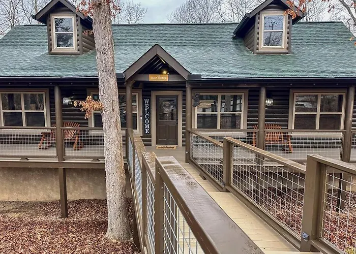 Moon Willow - One Level Cabin With 2 Master Suites