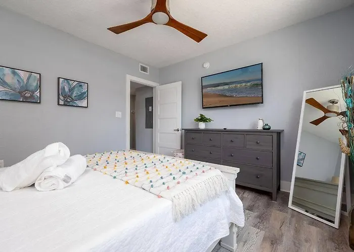 Be A Nomad - Beach Block 2Br With Ocean Views - Steps To Sand Sleeps 6