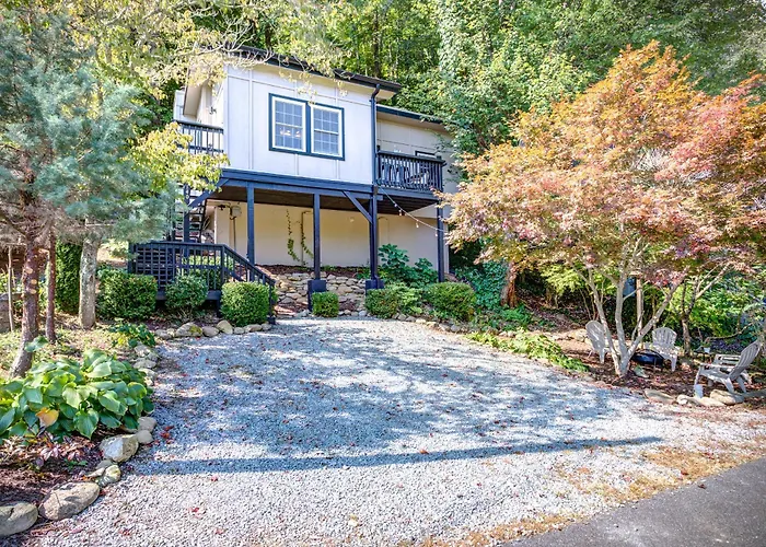 The Zen Den Peaceful Cottage With Mountain Views