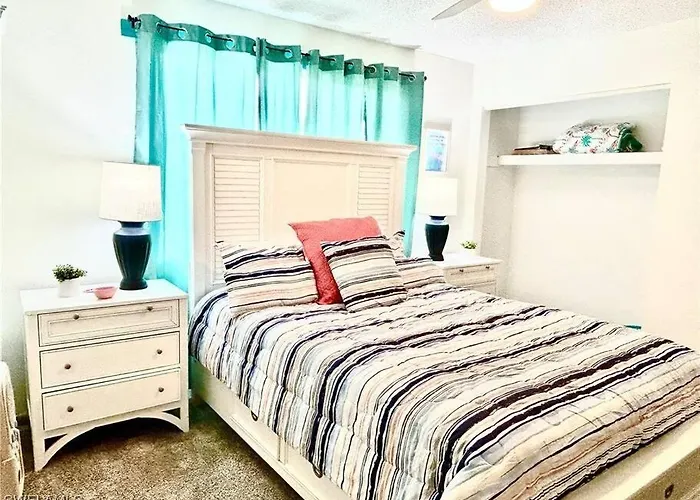 Beautiful 3 Bed House With Pool