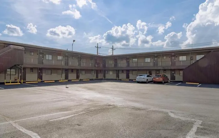 Dubois Manor Motel