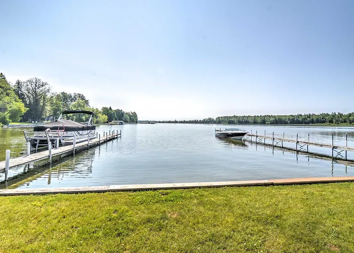 'Tiny House Cottage 6' W/ Dock On Crooked Lake