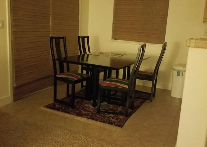 Comfort And Style Full Bed Shared Bathroom