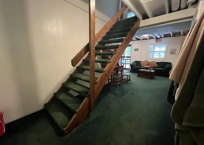 Rock Stalls Lodge