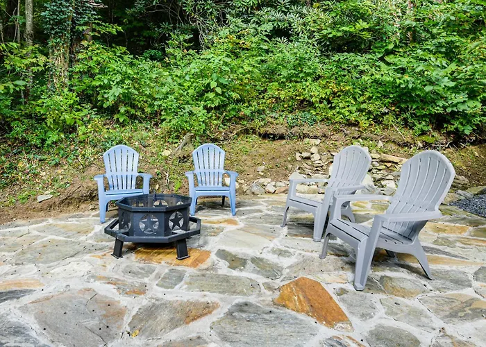 6 Mi To Waterrock Knob & Soco Falls! Cozy Cottage