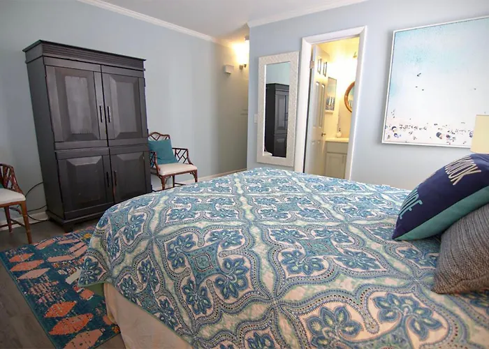 Sunny Side Up By Sea Scape Properties