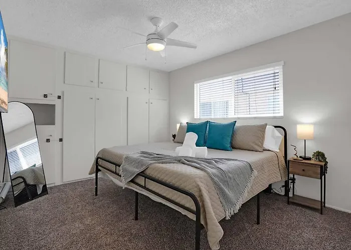 6Th Haven, Arcade, King Bed, Games, 1 Mile To Beaches