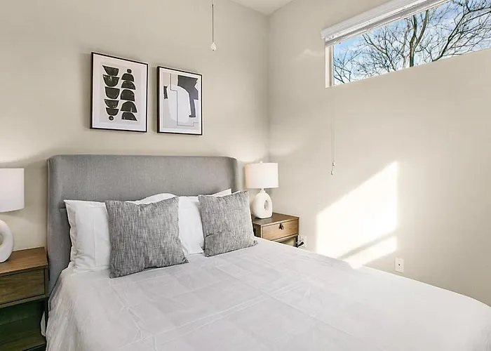Landing At Emery Villages - 2 Bedrooms In Concord